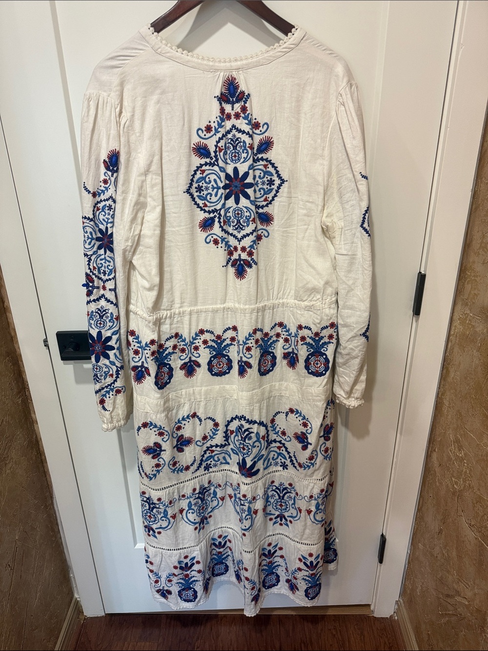 FARM Rio White Maxi Dress with Blue and Red Embroidery - Picture 9 of 12